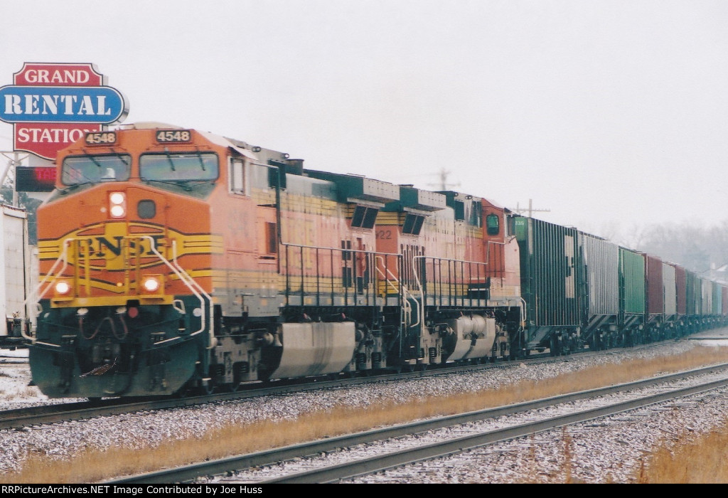 BNSF 4548 West